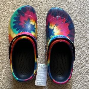 CROCS Tie-Dye Men’s 10 Women’s 12 NWT Bistro Crocs Tie Dye Unisex